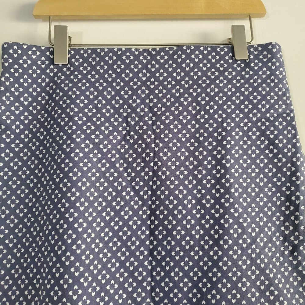 AJ Andrea Jovine Women's Pencil Skirt 4 Navy Blue Floral Business Casual - Picture 2 of 10